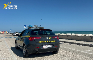 Civitanova Marche - Smantellata una base di spaccio: quattro giovani ai domiciliari